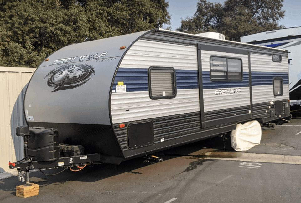 Travel Trailer 23ft