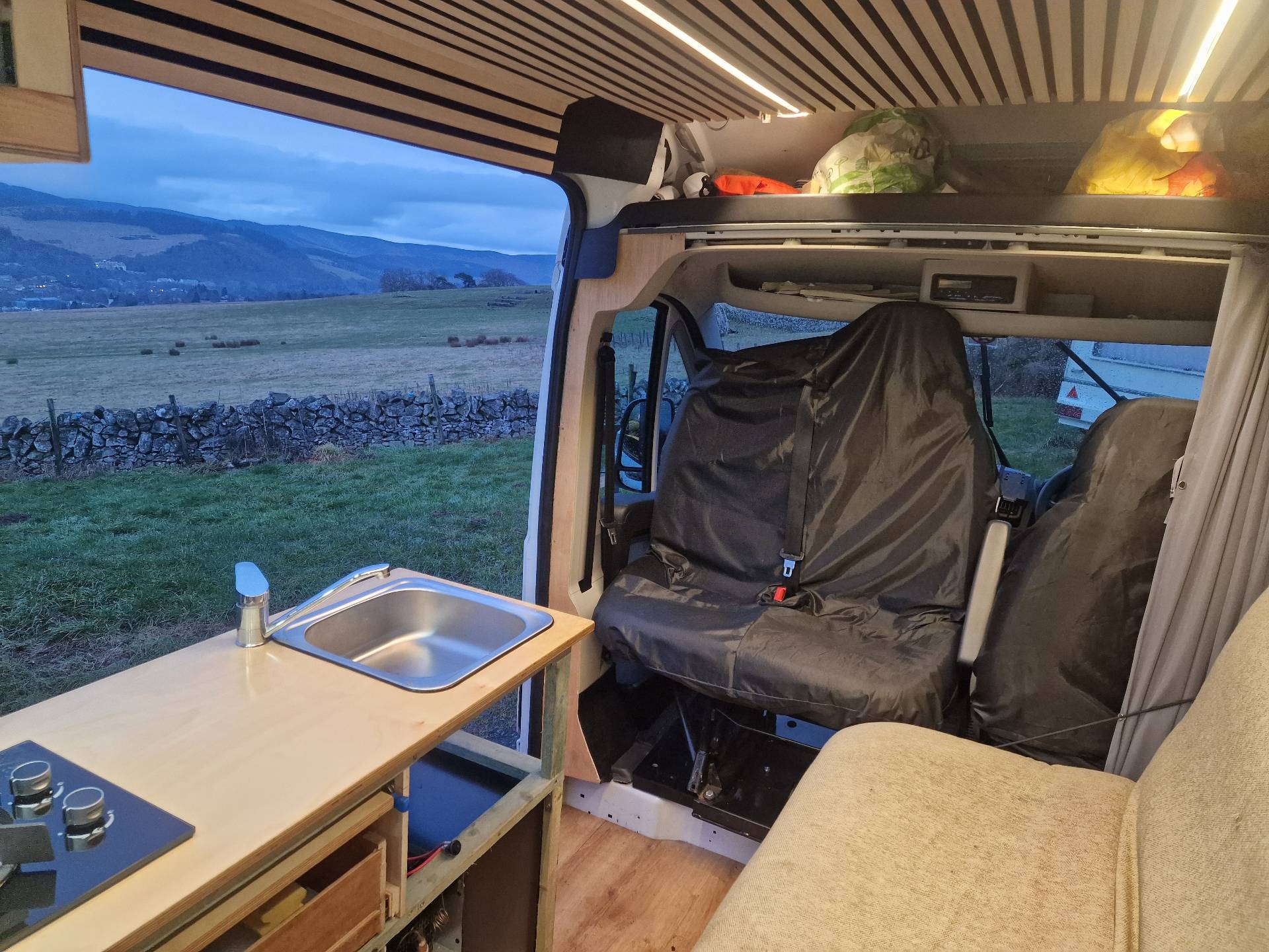 Off grid campervan fiat ducato mwb