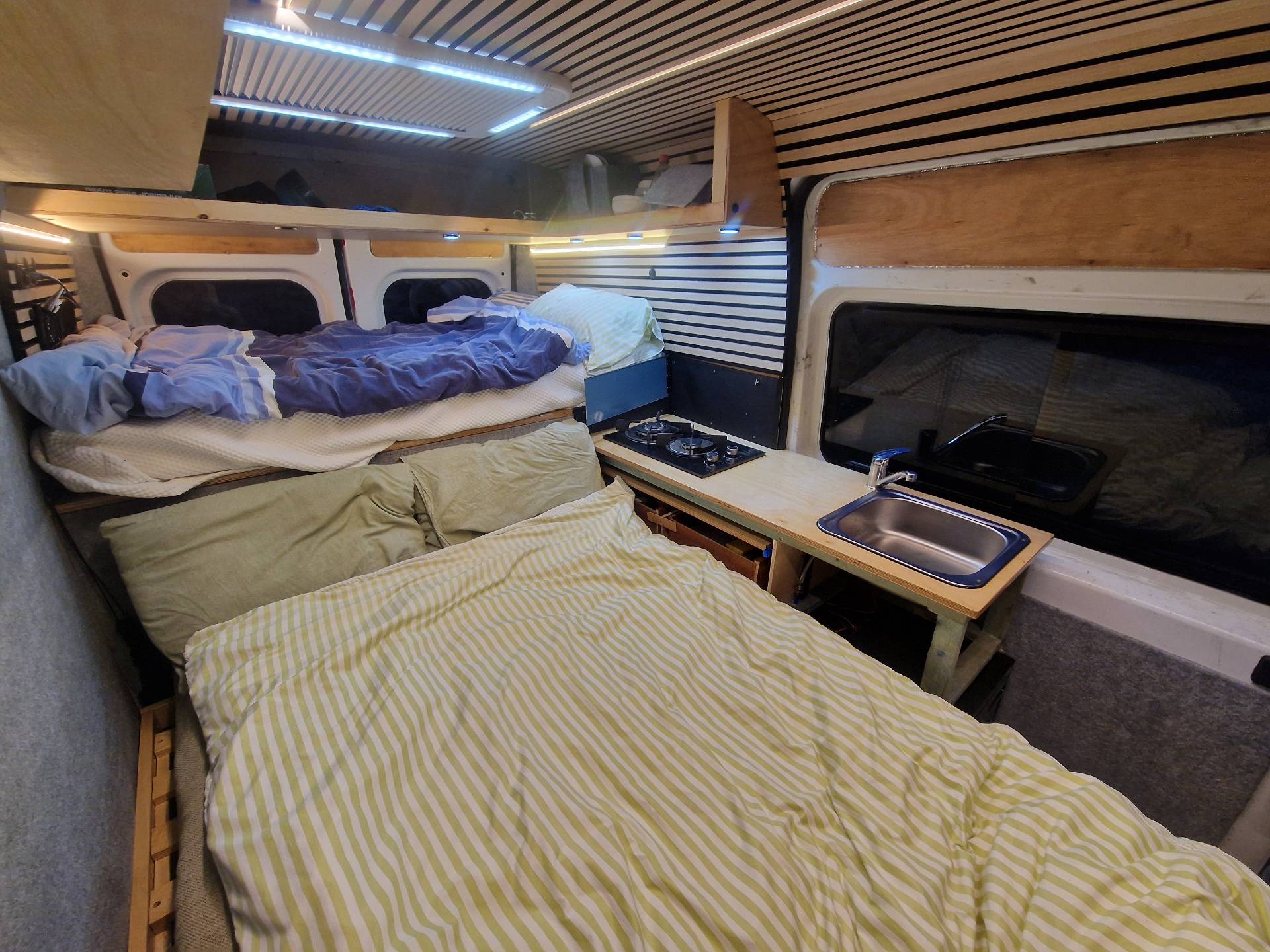 Off grid campervan fiat ducato mwb