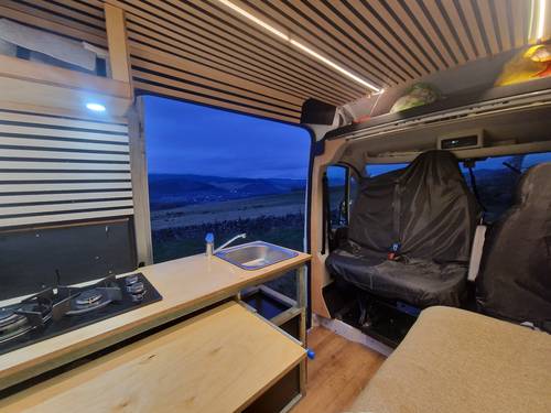 Off grid campervan fiat ducato mwb