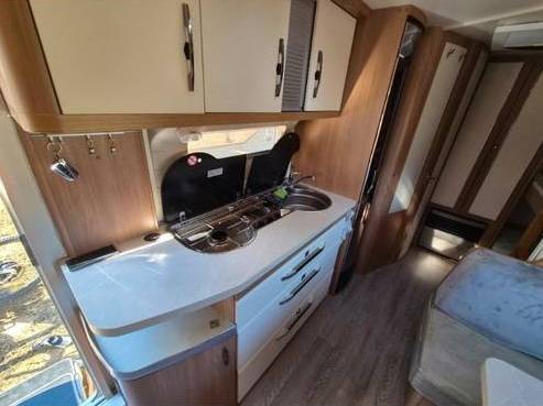 Caravane hobby 545
