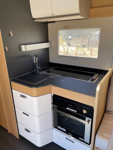 Adria matix 670 DC plus 