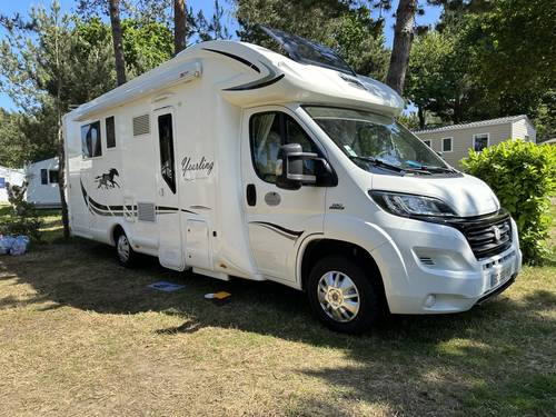 Camping car Mac Louis yearling 2015