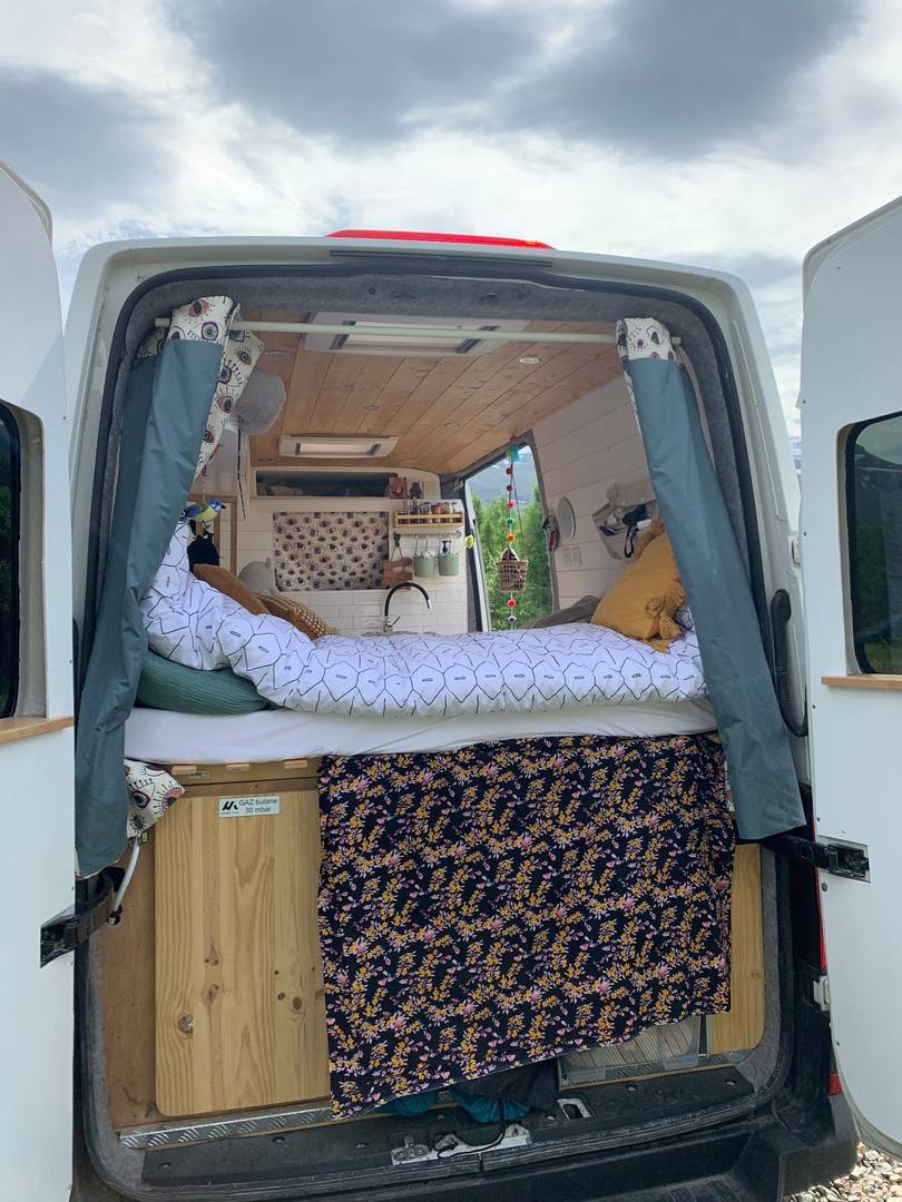 Volkswagen Crafter 177CV full converted 