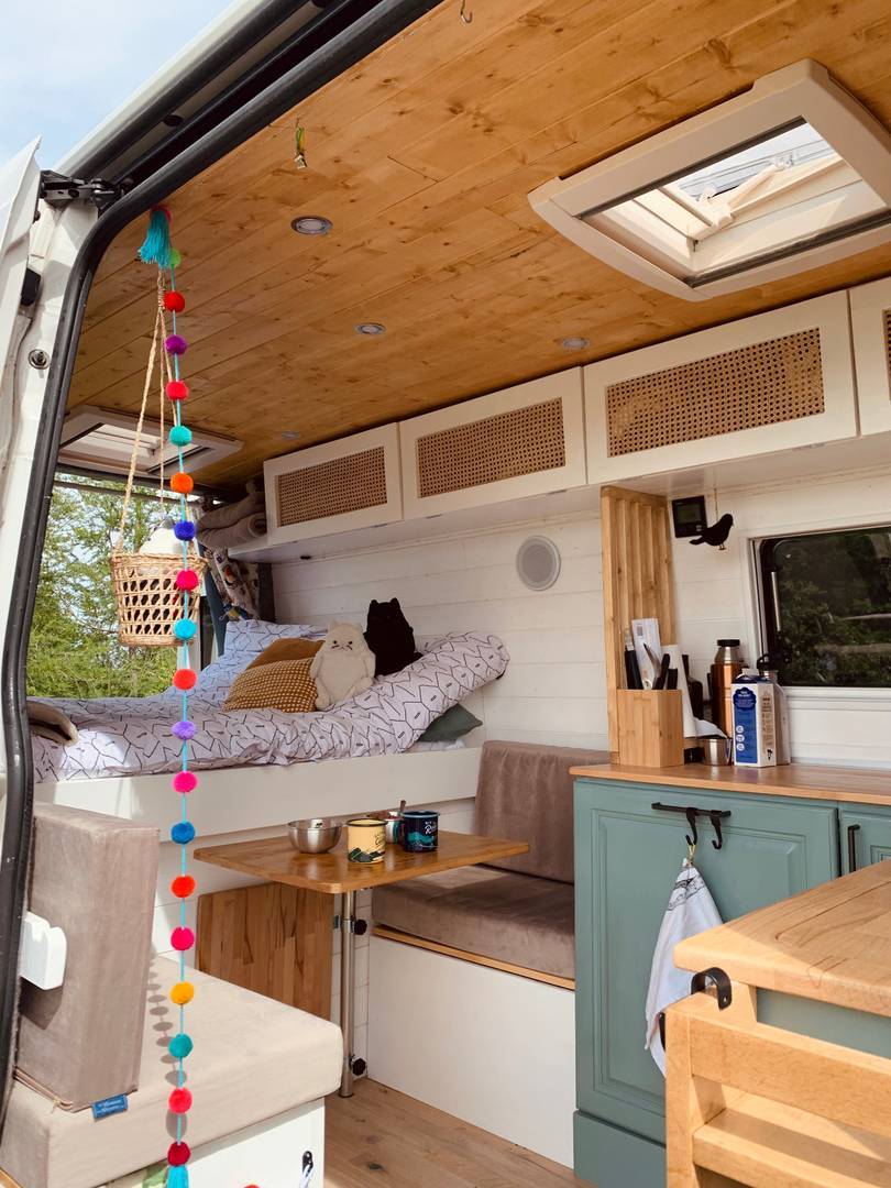 Volkswagen Crafter 177CV full converted 
