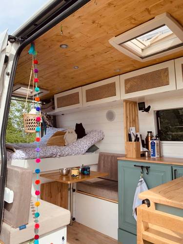 Volkswagen Crafter 177CV full converted 