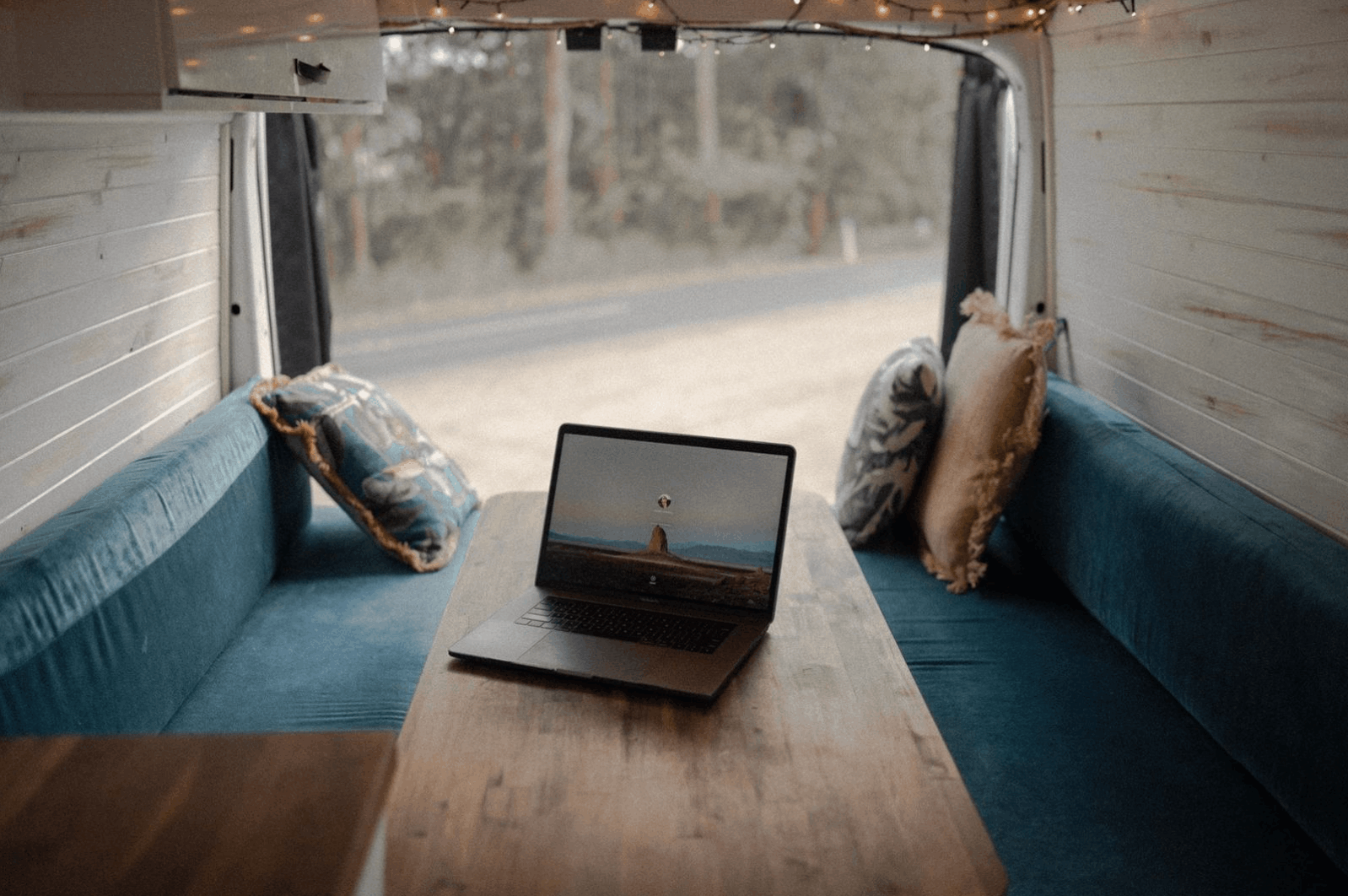 The Dream - Luxury Vanlife Experience Australia