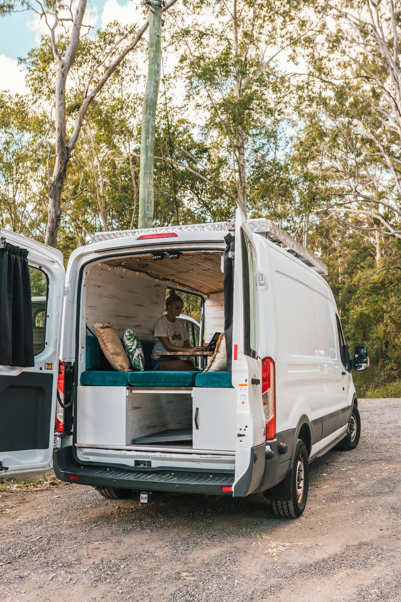 The Dream - Luxury Vanlife Experience Australia