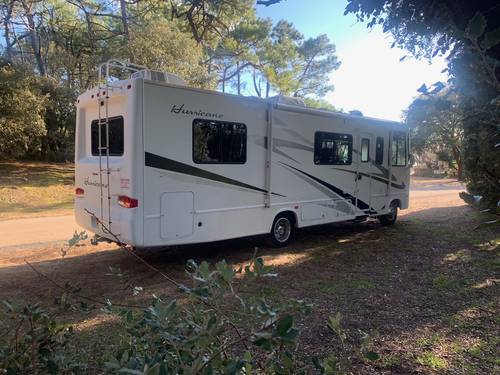 Four winds hurricane RV