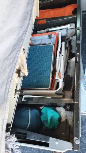 LA FURGOCHILA. Ford Nugget (westfalia) techo alto.